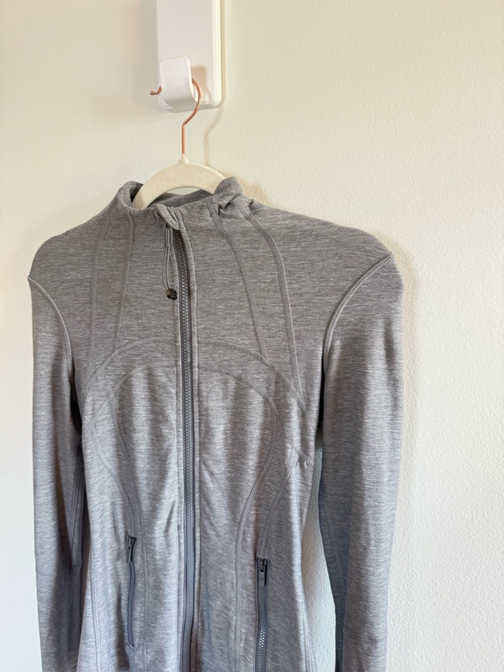 Lululemon • Define Jacket Brushed Heather Gray Size 2 Zip Up Pocket Atheltic - Picture 3 of 9